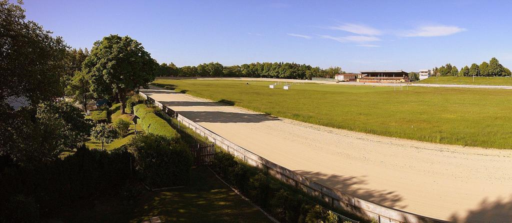 Penzion Speedway Marianske Lazne Bagian luar foto